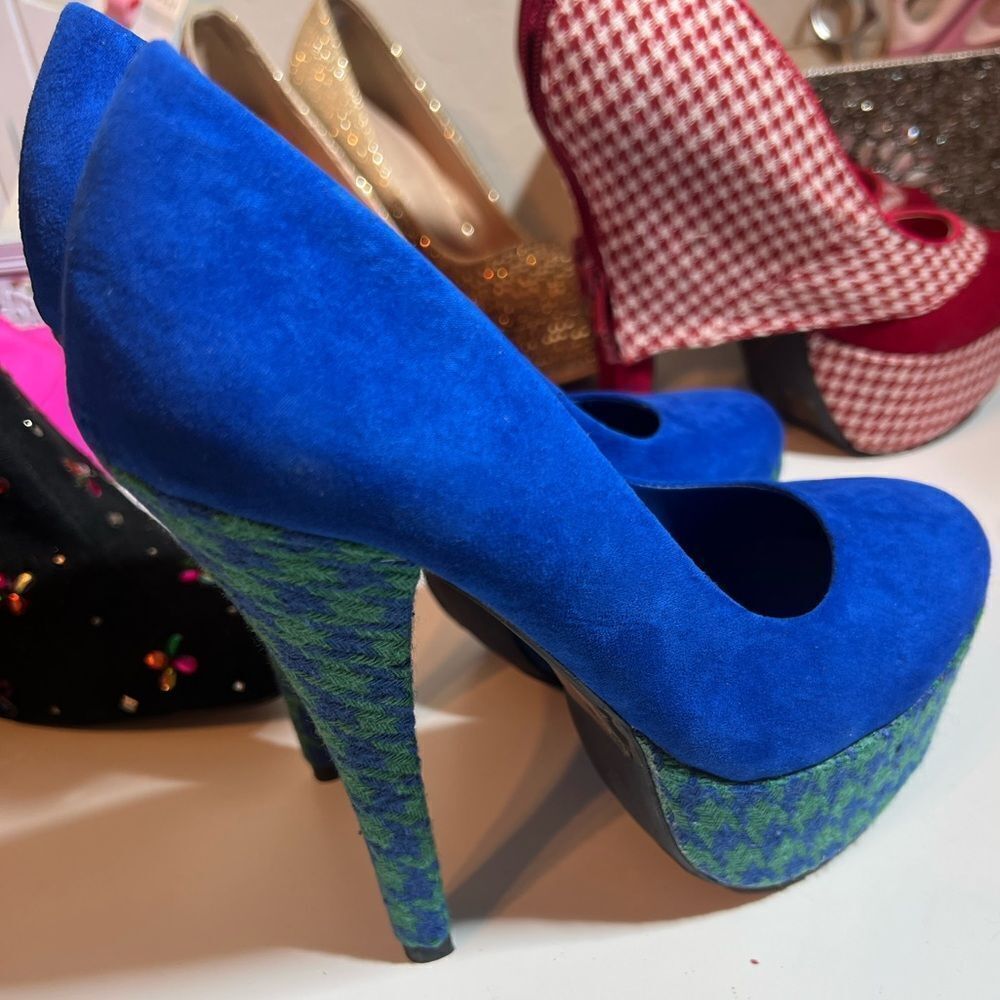 🛍️ Blue green suede, embroidered platform, stiletto pumps, high heels, size 7 - Picture 9 of 16